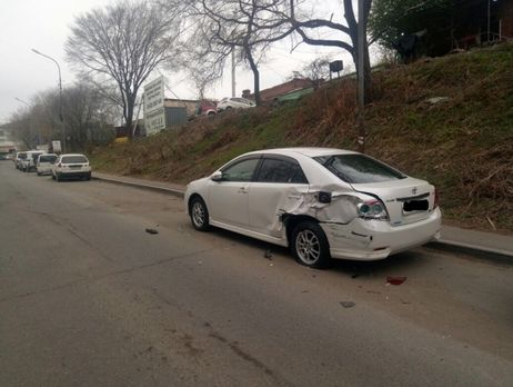 В российском Владивостоке 22-летняя девушка протаранила 11 машин