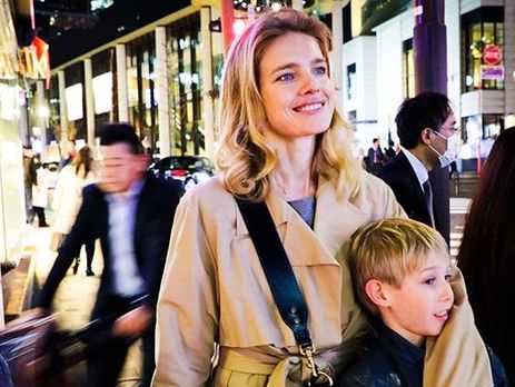 Водянова показала свою бабушку