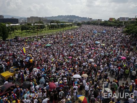 В Венесуэле число погибших в ходе уличных протестов увеличилось до 23 человек