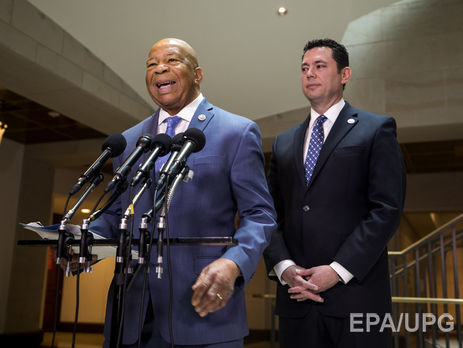 Два конгрессмена заявили, что экс-советник Трампа Флинн мог нарушить федеральное законодательство 