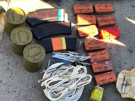 В Николаеве СБУ задержала злоумышленников, продававших оружие со склада воинской части