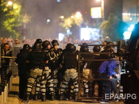 МИД советует украинцам не посещать центральную часть столицы Македонии