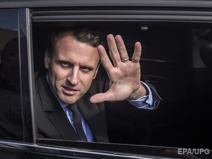 Опрос: За Макрона на выборах президента готов проголосовать 61% французов