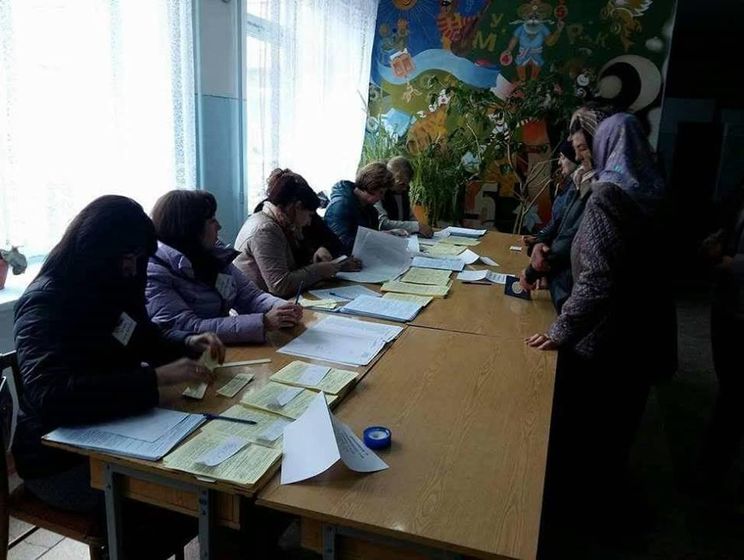 30 квітня в Україні пройшли вибори в 47 об'єднаних громадах