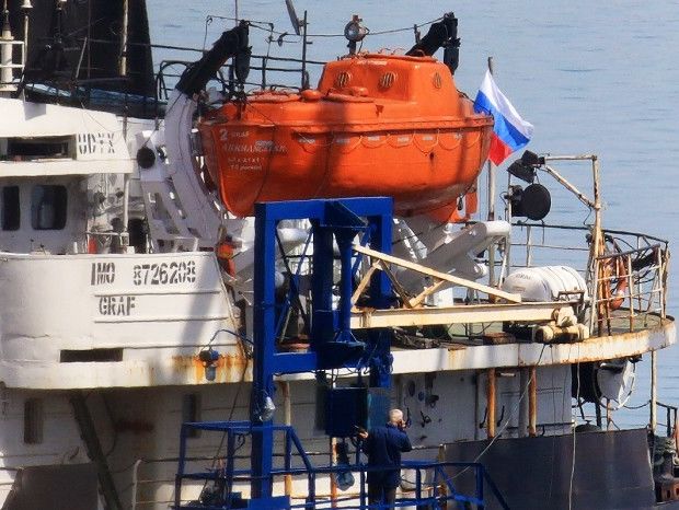 В порт Одессы зашел танкер под российским флагом