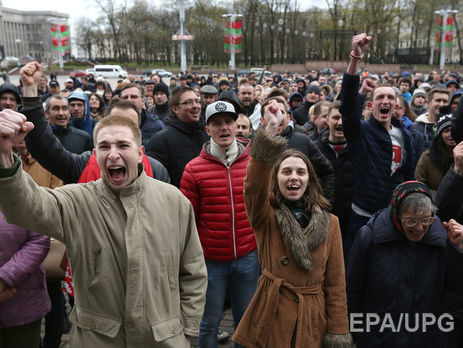 В Минске после первомайского шествия задержали лидеров оппозиции