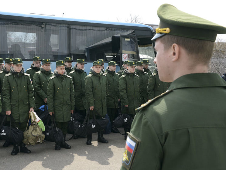 У Держдуму РФ внесли законопроект про розсилання електронних повісток у військкомати