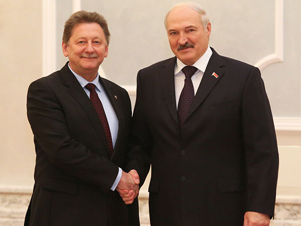 Лукашенко: Ми будемо робити все необхідне для відновлення миру і спокою у Східній Україні