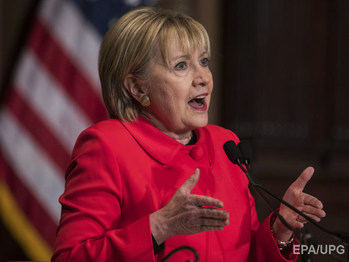 Клинтон винит в поражении на выборах Россию, директора ФБР и женоненавистничество