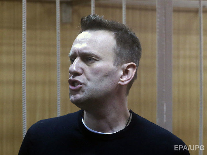 "Ухожу из политики". Навальный прокомментировал пародию на "Тает лед" от пенсионеров из Краснодара