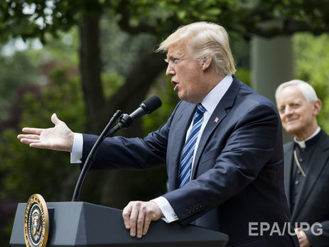 Трамп подписал указ, разрешающий церкви в США поддерживать политиков