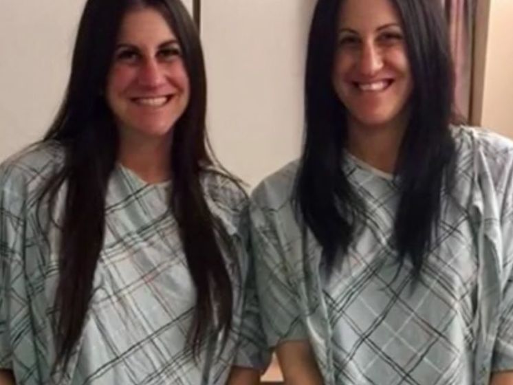 В США сестры-близнецы родили сыновей в один день