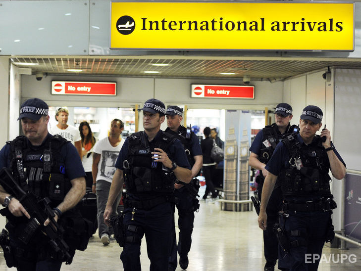 В лондонском аэропорту Хитроу полиция задержала подозреваемого в терроризме