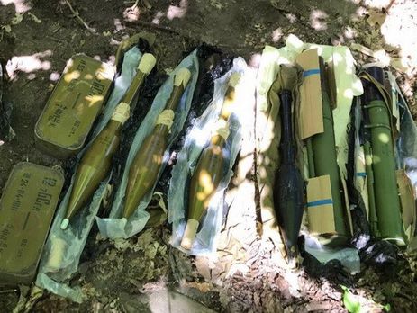 В Киеве правоохранители обнаружили схрон с оружием