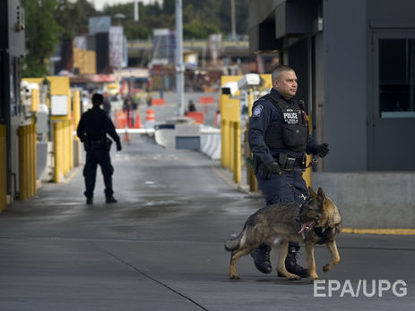 Полицейские в США застрелили подростка, угрожавшего им пистолетом