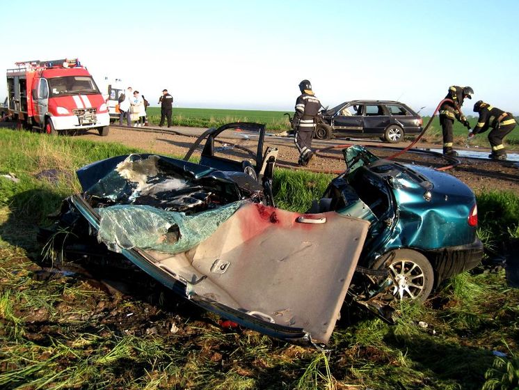 В Одесской области лоб в лоб столкнулись два автомобиля. Пять погибших – ГСЧС