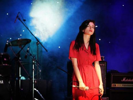 В возрасте 30 лет скончалась греческая актриса и певица Тсони