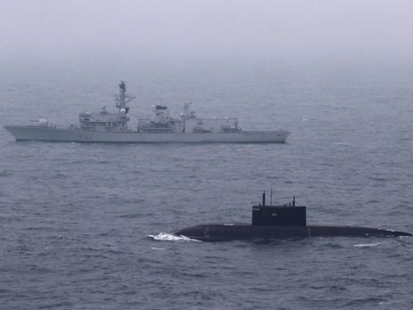 Британский корабль сопроводил российскую подводную лодку через пролив Ла-Манш