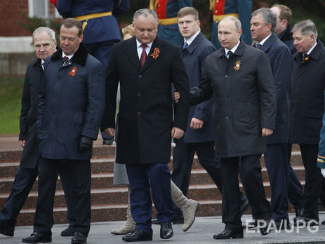 Додон приехал на 9 Мая в Москву к Путину