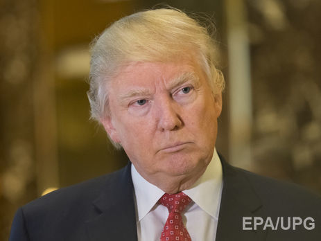 Трамп заявив, що Комі не здатний ефективно очолювати ФБР