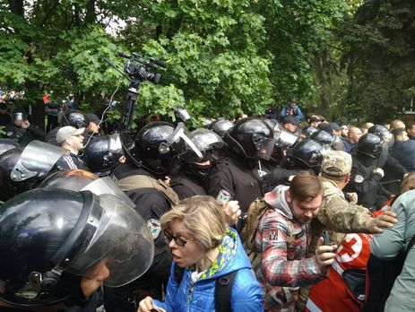 Во время беспорядков в Днепре была изъята канистра с химическим веществом – полиция