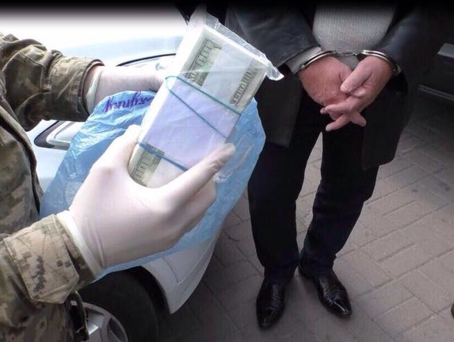 У Києві затримали групу вимагачів, яка требувала від підприємця $1,3 млн нібито для генпрокурора – Луценко