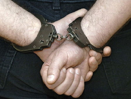 На Донбассе за стрельбу по гражданским объектам в пьяном виде арестовали боевиков – разведка