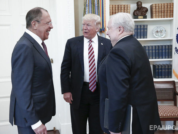 В Белом доме заявили, что во время фотосъемки встречи Трампа с Лавровым и послом РФ в США протокол не нарушался