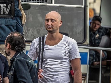 Бабченко: Такого оружия, как зомбоящик, не было даже у Геббельса. Россия управляется джойстиком от телевизора