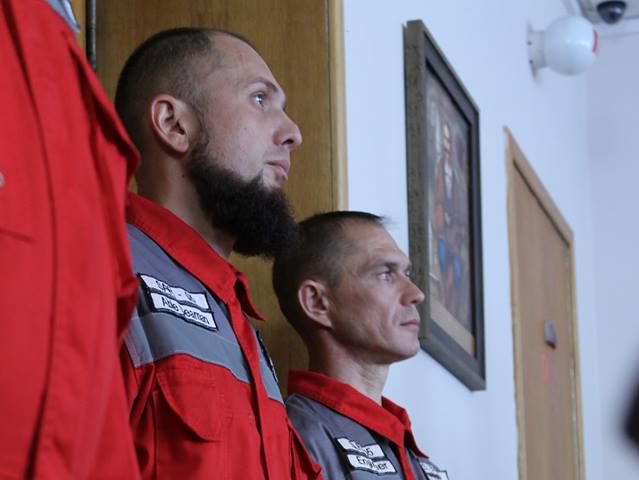Екіпаж українського катера, який не допустив захоплення судна російським кораблем, нагородили