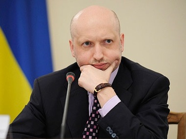 Турчинов подписал законы об обеспечении Вооруженных сил Украины и ответственности за сепаратизм и госизмену