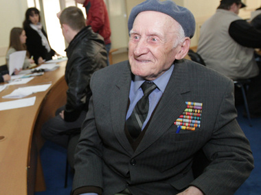 В днепропетровский Штаб национальной защиты записался 92-летний ветеран Великой Отечественной войны