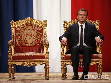Сегодня Макрон совершит первый визит в качестве президента Франции в Берлин