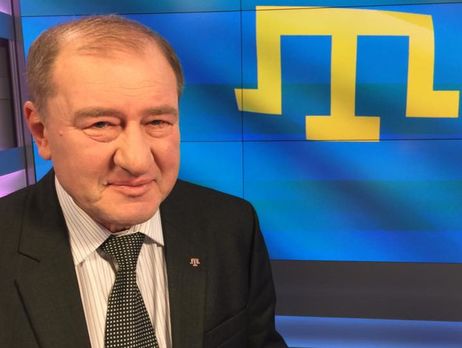 Умерова разом із представниками Меджлісу 