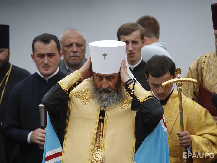 УПЦ Московського патріархату заявила про “церковне рейдерство“. Що збирається ухвалити Рада і до чого це може привести?