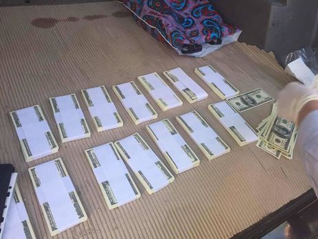 В Сумской области на взятке в размере $150 тыс. задержан сотрудник НАБУ со своим сообщником – прокуратура
