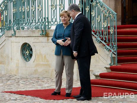 Порошенко призвал Запад к решительным действиям для возвращения минского процесса в 