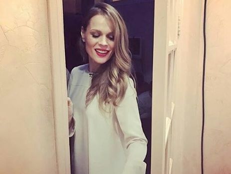 Беременная Фреймут показала совместное фото с мужем