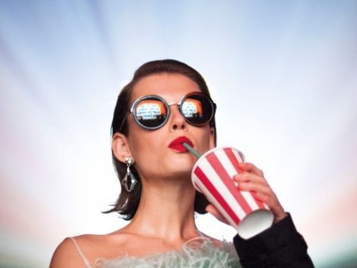  Модний дім Prada презентував проморолик нової колекції окулярів із моделлю Дукаускайте. Відео