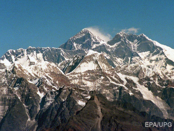 Індійського альпініста, що зник на Евересті, знайшли мертвим