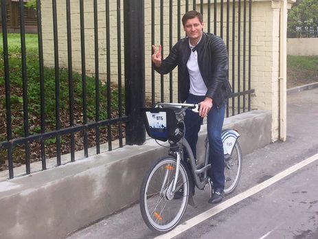 Гудков: Власть РФ и раньше подбиралась к интеллигенции, но с маски-шоу, утренним обыском и без адвоката – впервые