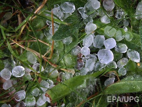 Сьогодні на заході України очікують на сильні дощі та місцями град – Держслужба з НС