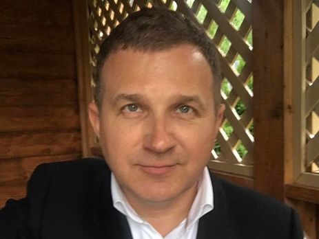 Горбунов поділився знімком занять йогою