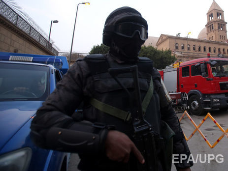 У Єгипті озброєні люди напали на автобуси з коптами, щонайменше 26 загиблих – ЗМІ