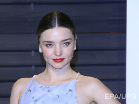 Керр вышла замуж