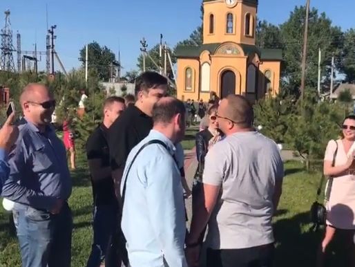 Саакашвили &ndash; главе райсовета Бойченко: Ты мои ноги лизал, милый ты мой. Видео