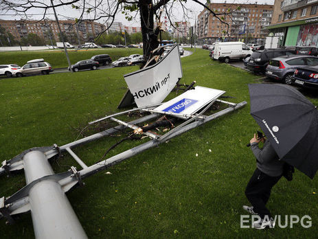 Бабченко: Москвичи создали себе власть, которая пилит город так, что при обычном ветре счет пострадавших идет на сотни