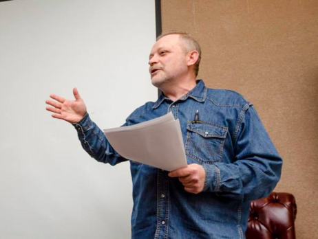 Политолог Золотарев: Мэр Чернигова Атрошенко начал собственную игру, и в ней вряд ли есть место интересам президента