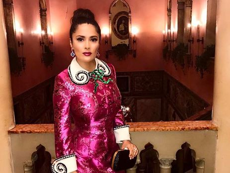 Хайек встретилась на показе мод с Элтоном Джоном и его супругом