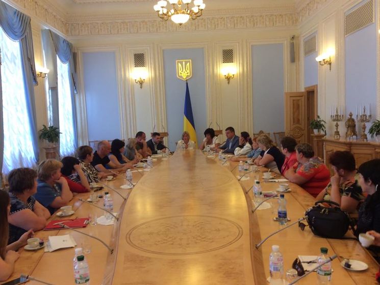 Украинская сторона готова к широкому компромиссу для освобождения заложников – Геращенко